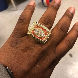 Meet your Posher, Ronnie